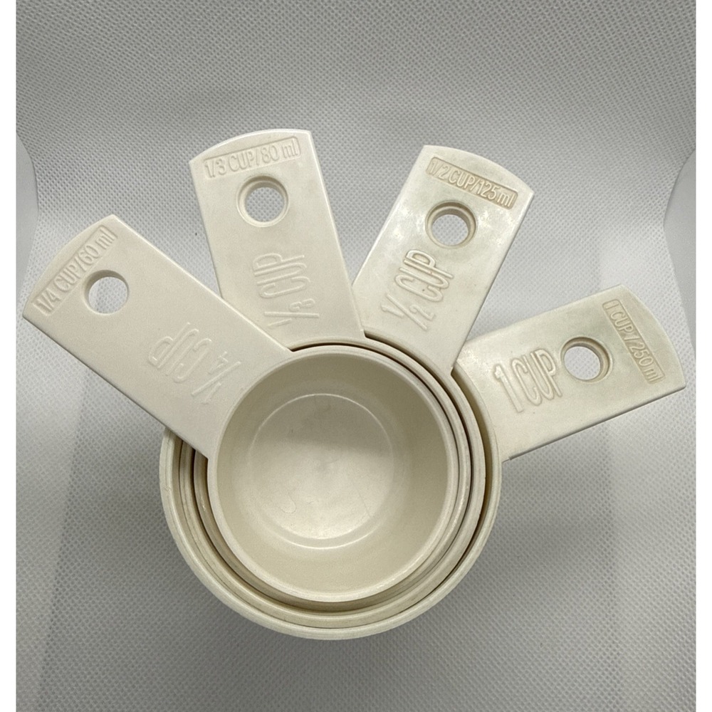 Vintage Pyrex Nylon Measuring Cup Set of 4 Snap-Together 1/4, 1/3, 1/2 & 1 Cup